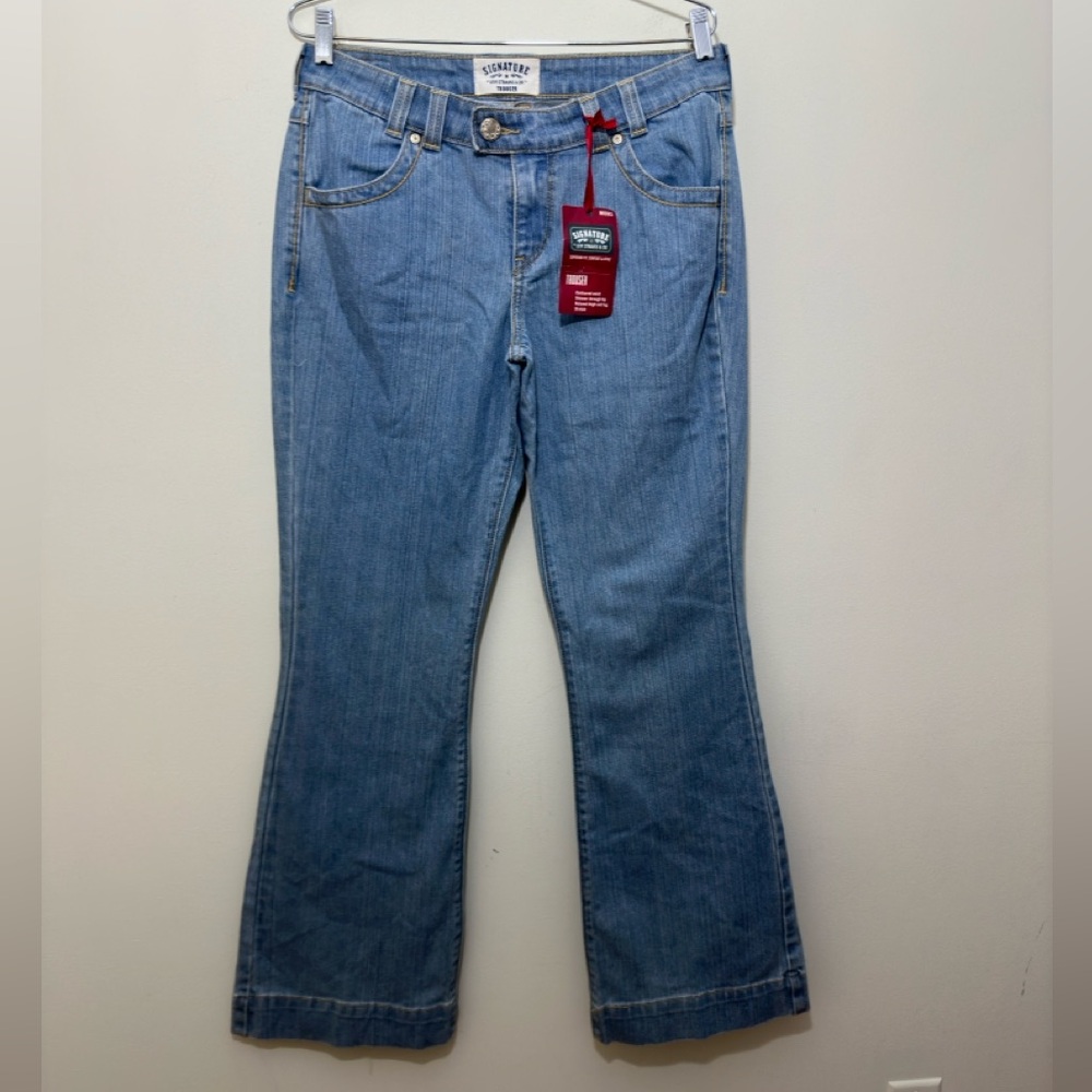 Signature by Levi Strauss & Co Women’s Blue Trouser Jeans Size 6 NWT